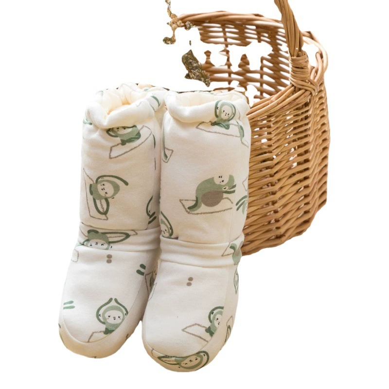 Осенне-зимняя новая детская хлопковая обувь Детская хлопковая обувь и носки Детские теплые Чехлы для ног Мужская детская обувь на мягкой подошве Женская детская обувь