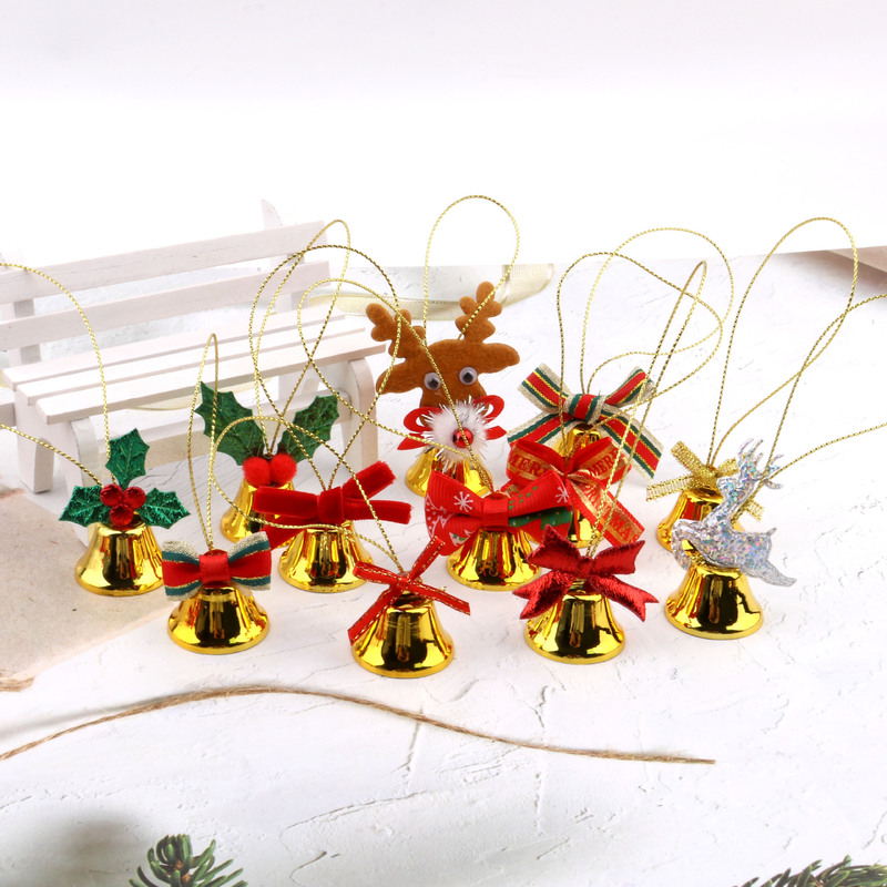 クリスマスの鈴はクリスマスの蝶結びの金鈴の雰囲気を飾って飾ります。|undefined