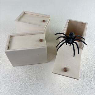 Cross-Border Scare Box Prank Spider Scare Box Horror Prank Props Wholesale Exclusively for Foreign Trade