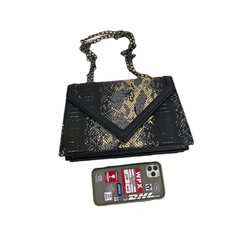 Snake Pattern Shoulder Bag For Women Vintage European Style_voghion.com