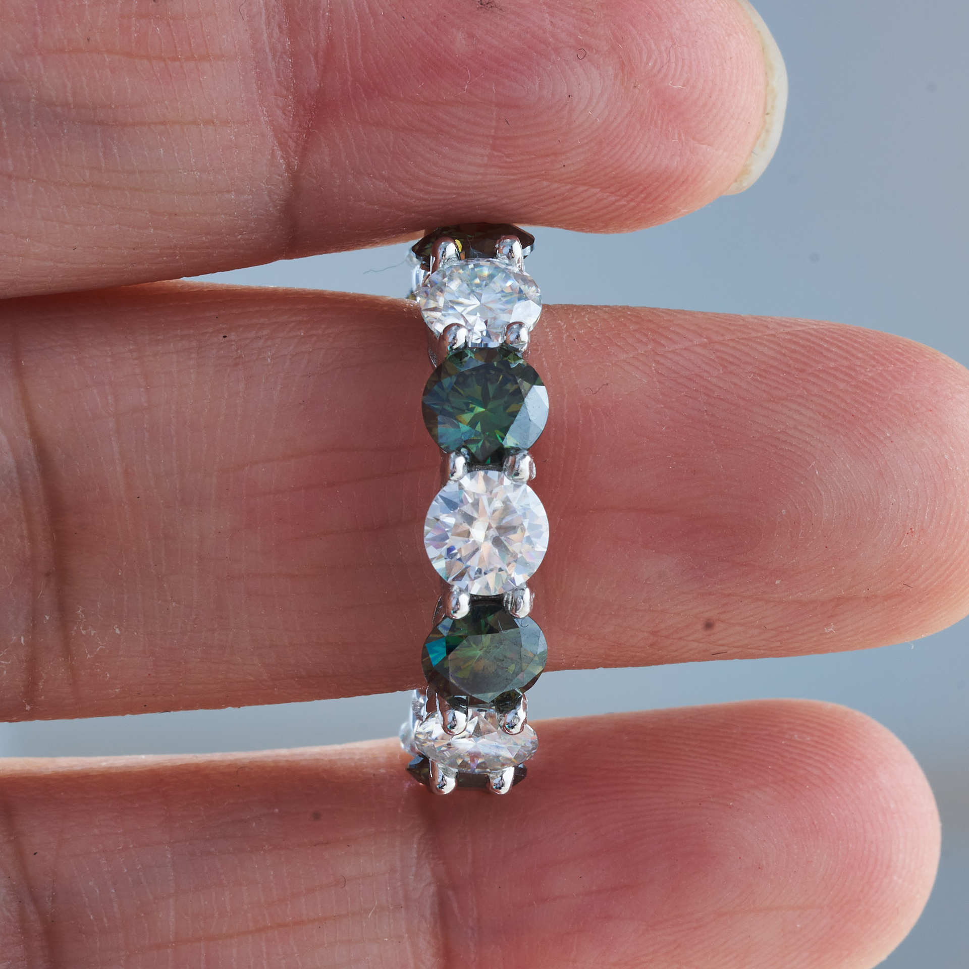 Joyería S925 Moissanite de plata 5mm estilo de moda geométrica retro anillo de fila certificados GRA