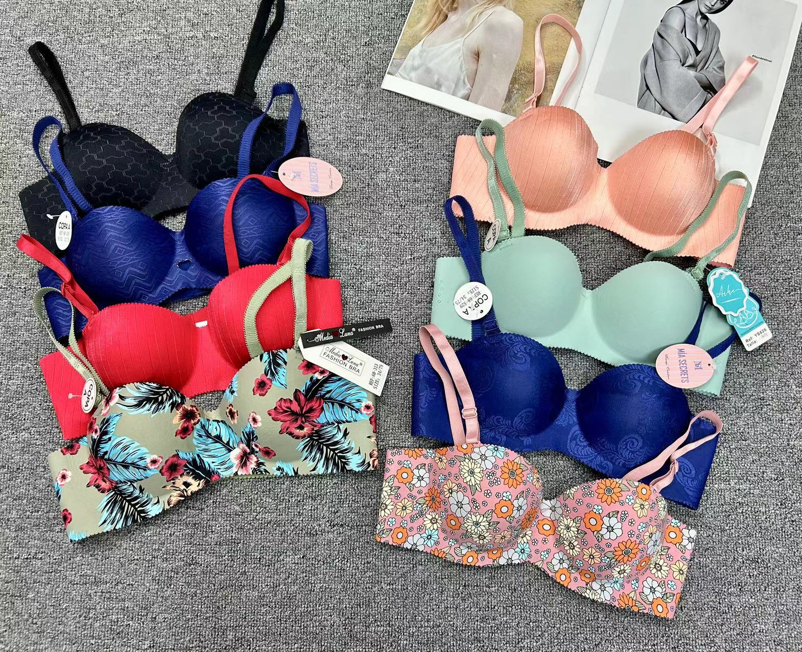 Misceláneos fuera de una sola pieza de nueva ropa interior lisa sin marcas sexy sin anillo de acero sujetador de pecho contra caída sujetador