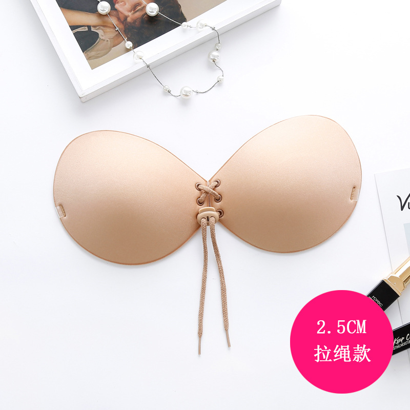 Producción y ventas pequeño pecho engrosado pegatinas en el pecho 5CM de espesor sujetador invisible pecho plano grande de silicona pegatinas en el pecho vestido de novia pegatinas de mama