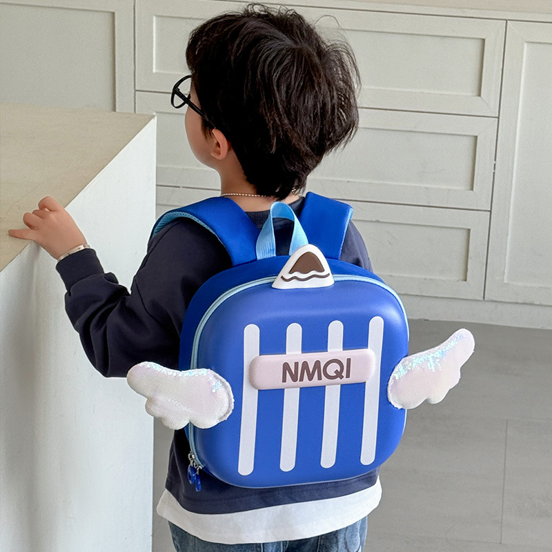 Jardín de infantes bebé mochila de alas lindas, mochila de cáscara de huevo ligera, mochila de letras extranjeras para niños