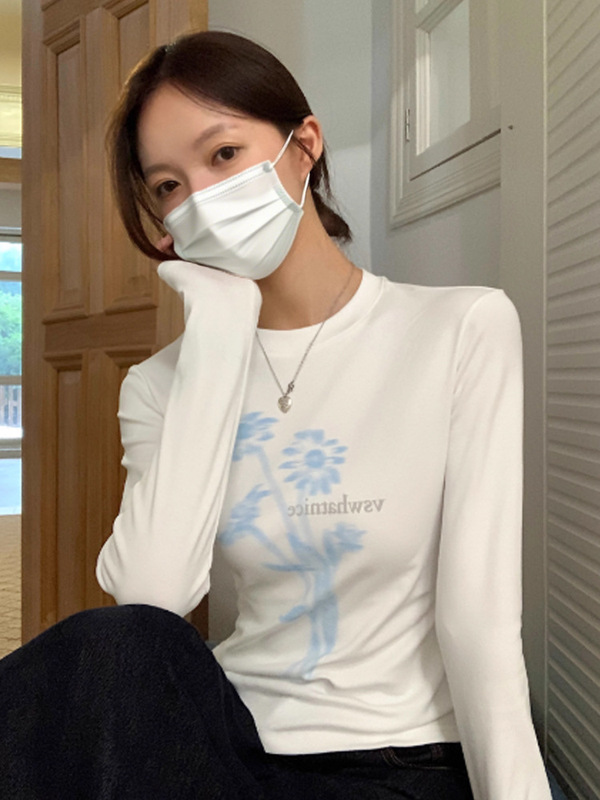 春秋新款小众花朵字母印花设计感时尚百搭甜美风修身显瘦长袖上衣|undefined