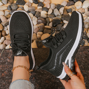 Foreign Trade plus size Flying Woven Joker Shoes Women's 2024 Summer New Fashion Casual sneaker Mesh Shoes Women's Shoes