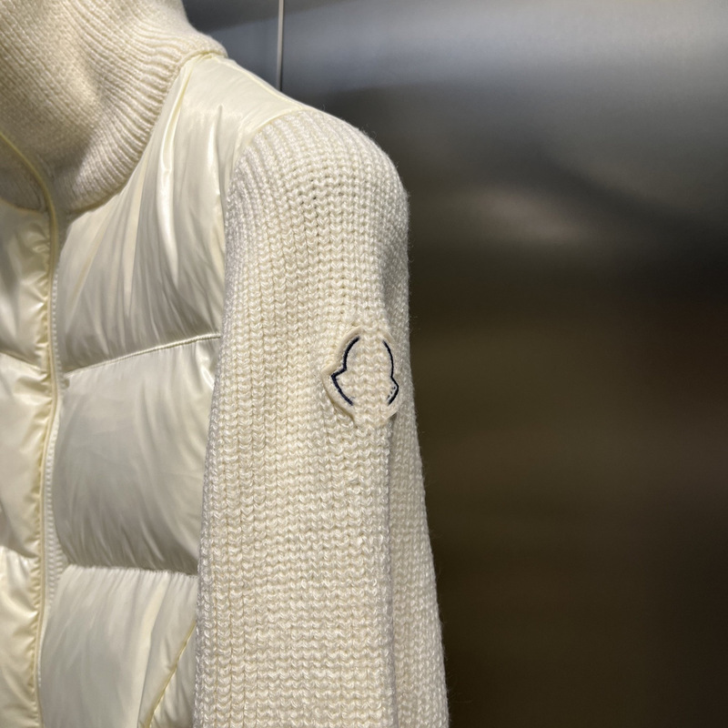 Correct version of the NFC logo, classic logo, wool patchwork knit, stand-up collar, slim-fit, lightweight down jacket for women Correct version of the NFC logo, classic logo, wool patchwork knit, stand-up collar, slim-fit, lightweight down jacket for women