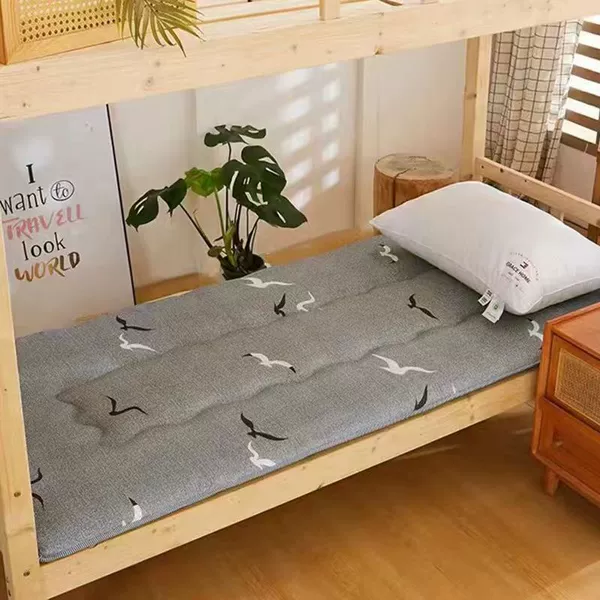 Reversible mattress [Seagull Outing in Spring]