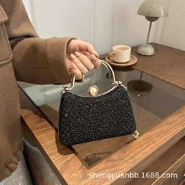 女士斜挎包;女士单肩包;女士手提包