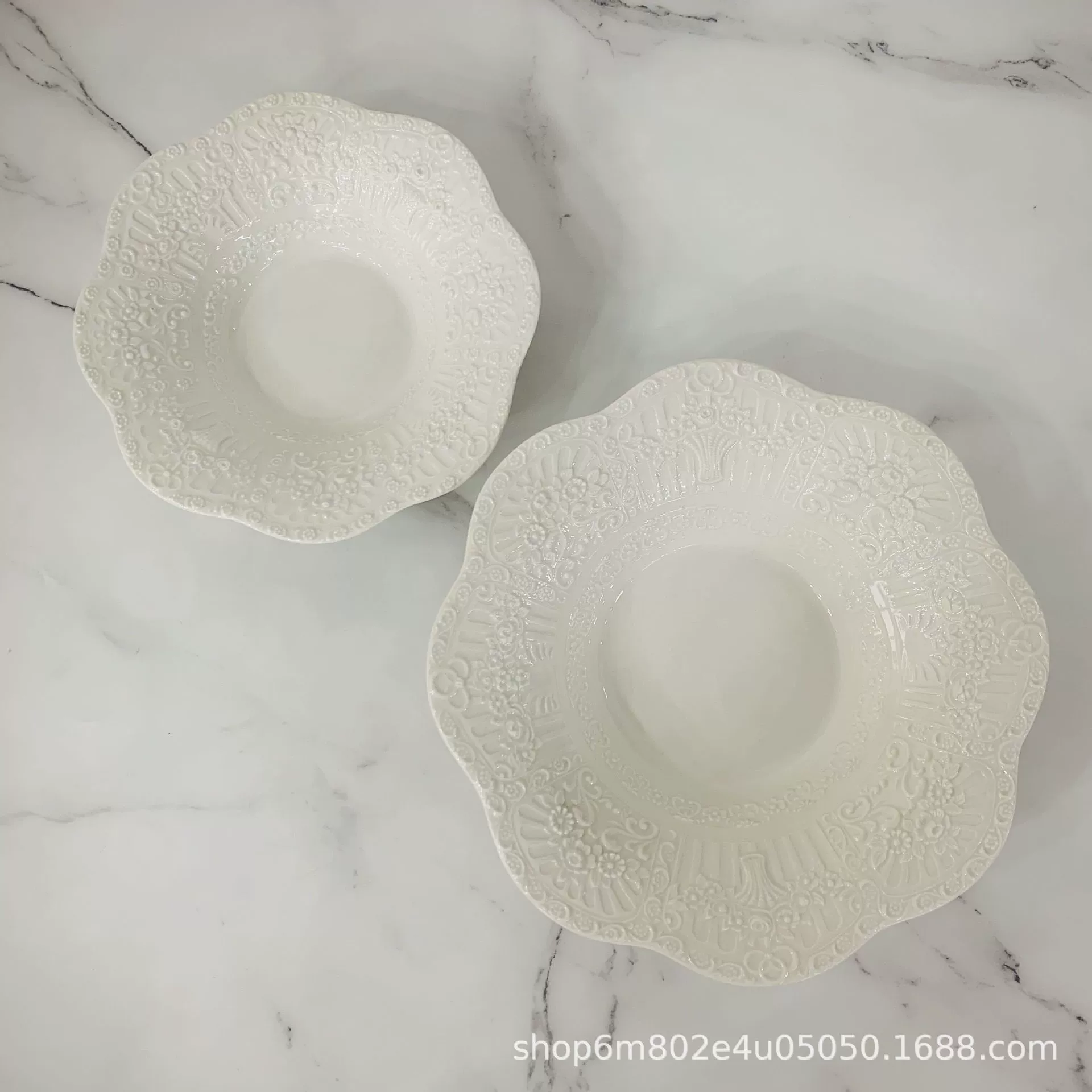 Round Dessert Plate (laba) embossed lace ceramic, retro European style, 6.5 and 8 inch