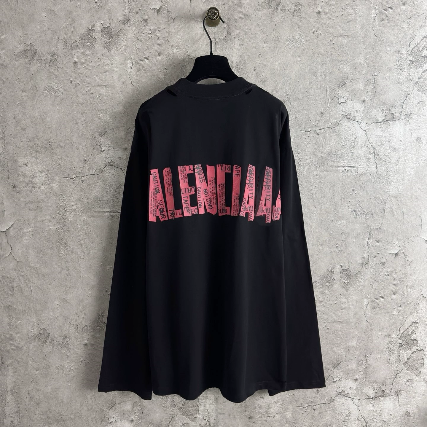 正确版本高版本B家25SS新款美纹纸胶带拉浆水洗磨烂做旧长袖T恤2