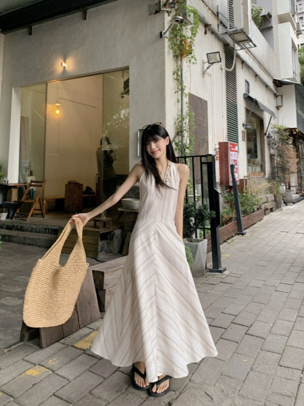 ニッチなファッション多用途サスペンダードレス婦人服 2025 夏フレンチシックなデザインニッチスカート|undefined