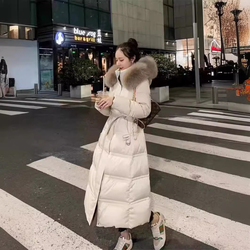 25 New Slimming Waist-Cinching Fashionable Long Over-The-Knee White Duck down Coat with Real Fox Fur Collar and Hood for Women 8601