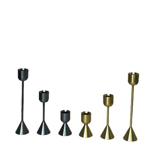 Wholesale small wine glass candle holder, minimalist golden iron candle holder, candle cup, living room decoration, romantic candlelight dinner centerpiece