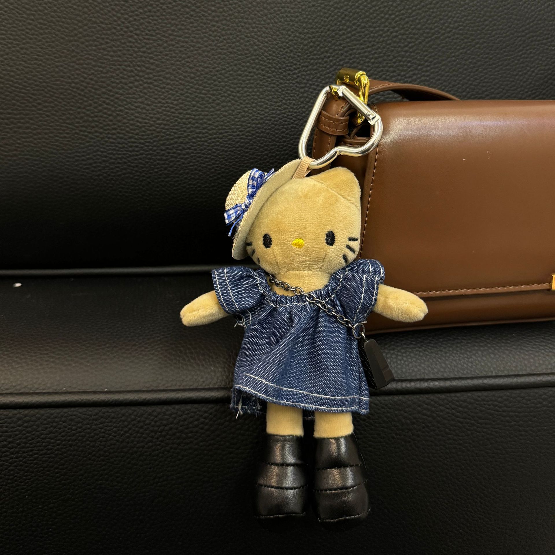 新品可爱いロングレギンスキティぬいぐるみスカートきせかえ人形ドレスins风人形饰りリュックサックキーホルダー