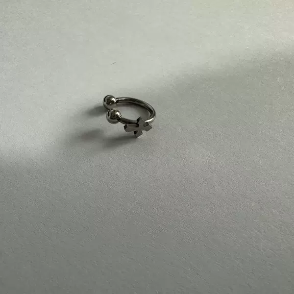 Cross horseshoe ring