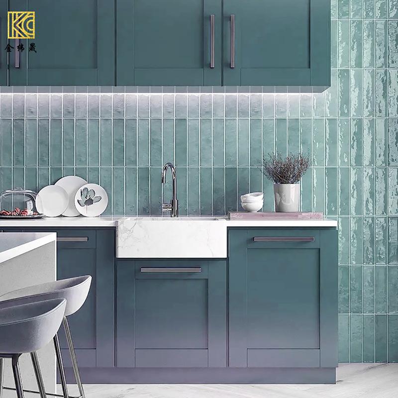 Green Glossy Retro Handmade Brick Bathroom Toilet Tiles B&B Coffee Bar Wall Tiles Long Arc Chopstick Tiles Green Glossy Retro Handmade Brick Bathroom Toilet Tiles B&B Coffee Bar Wall Tiles Long Arc Chopstick Tiles