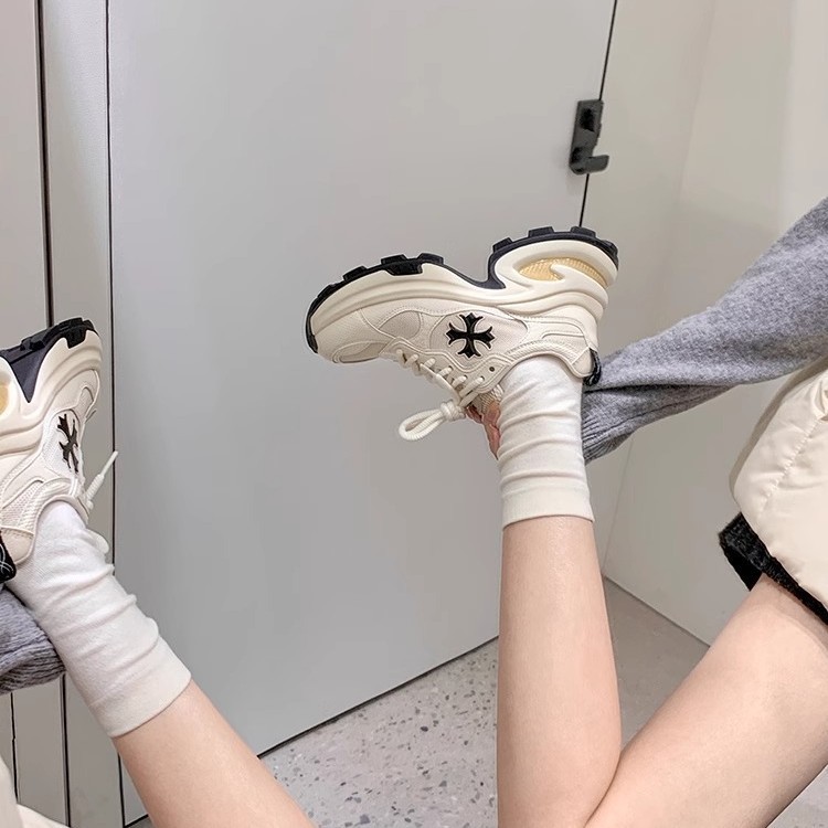 [sheii Su] aumento de altura de 7,5 cm ~ cruz de zapatos deportivos casuales de suela gruesa zapatos de running para mujeres