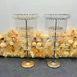 蜡烛器皿;场地布置道具;婚礼拱形门
