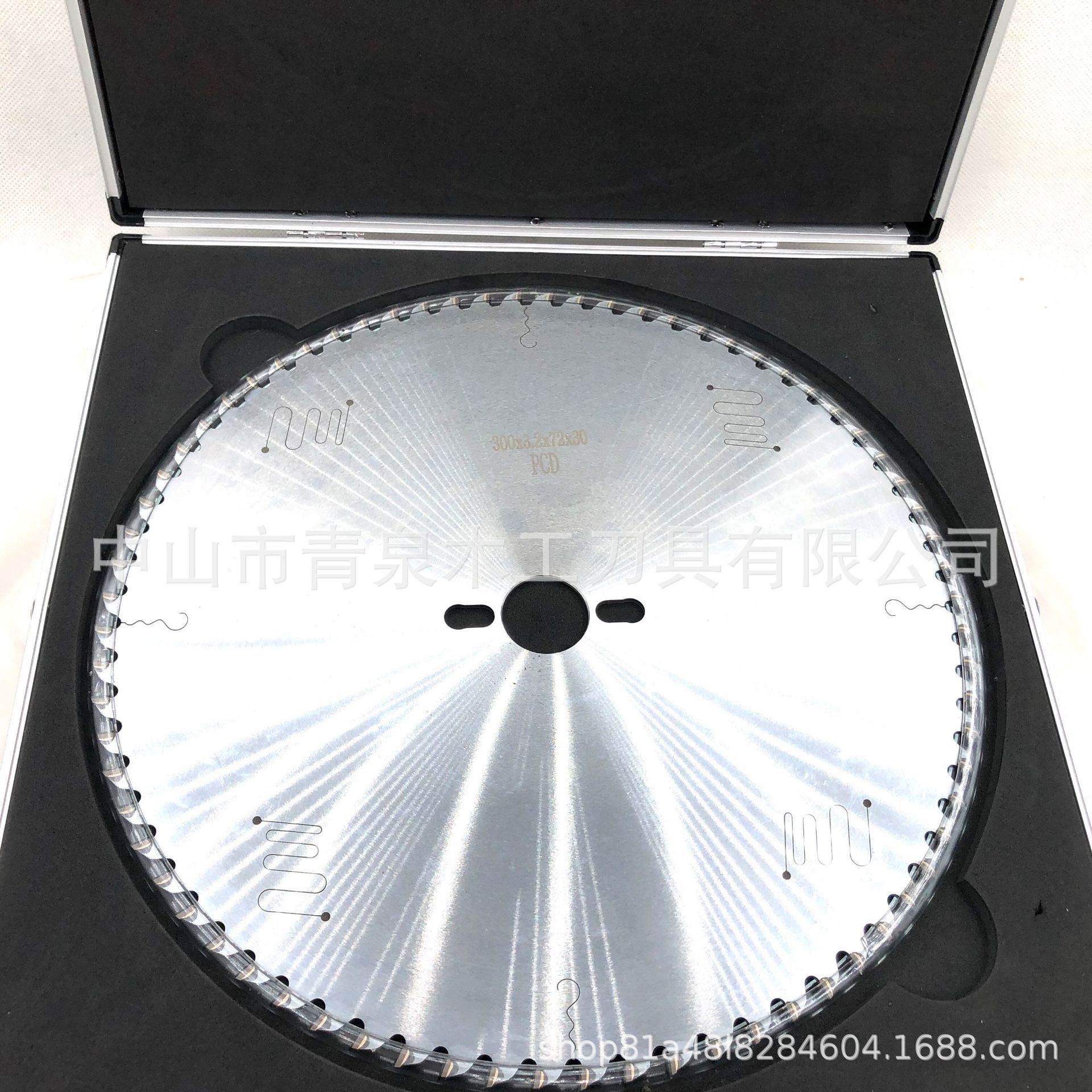 金刚石PCD锯片300*3.2*30*72木工圆锯片