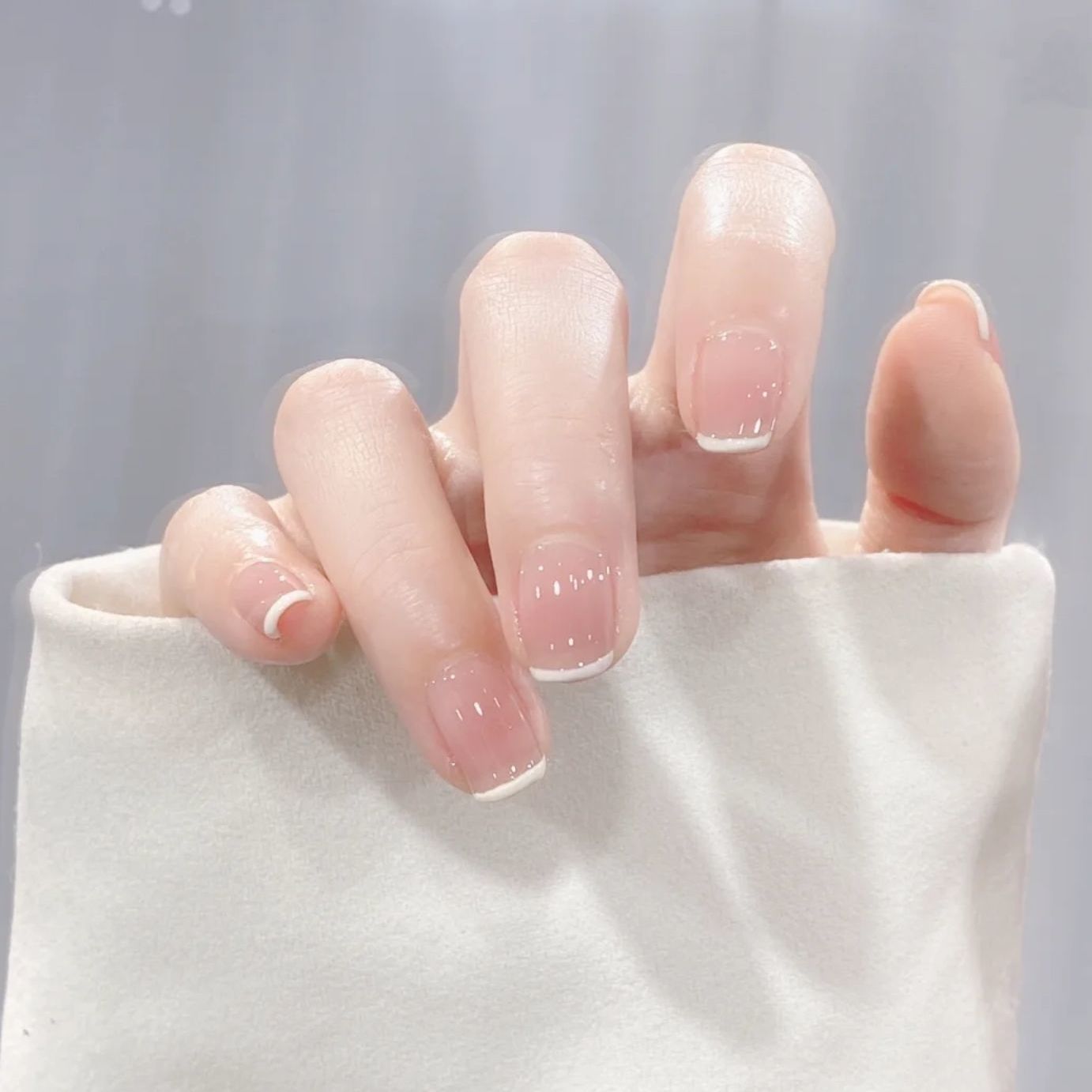A base de agua de hielo blanco transparente desnudo esmalte de uñas hembra libre de horneado pelable sin lágrimas de secado rápido inodoro estudiante manicura traje