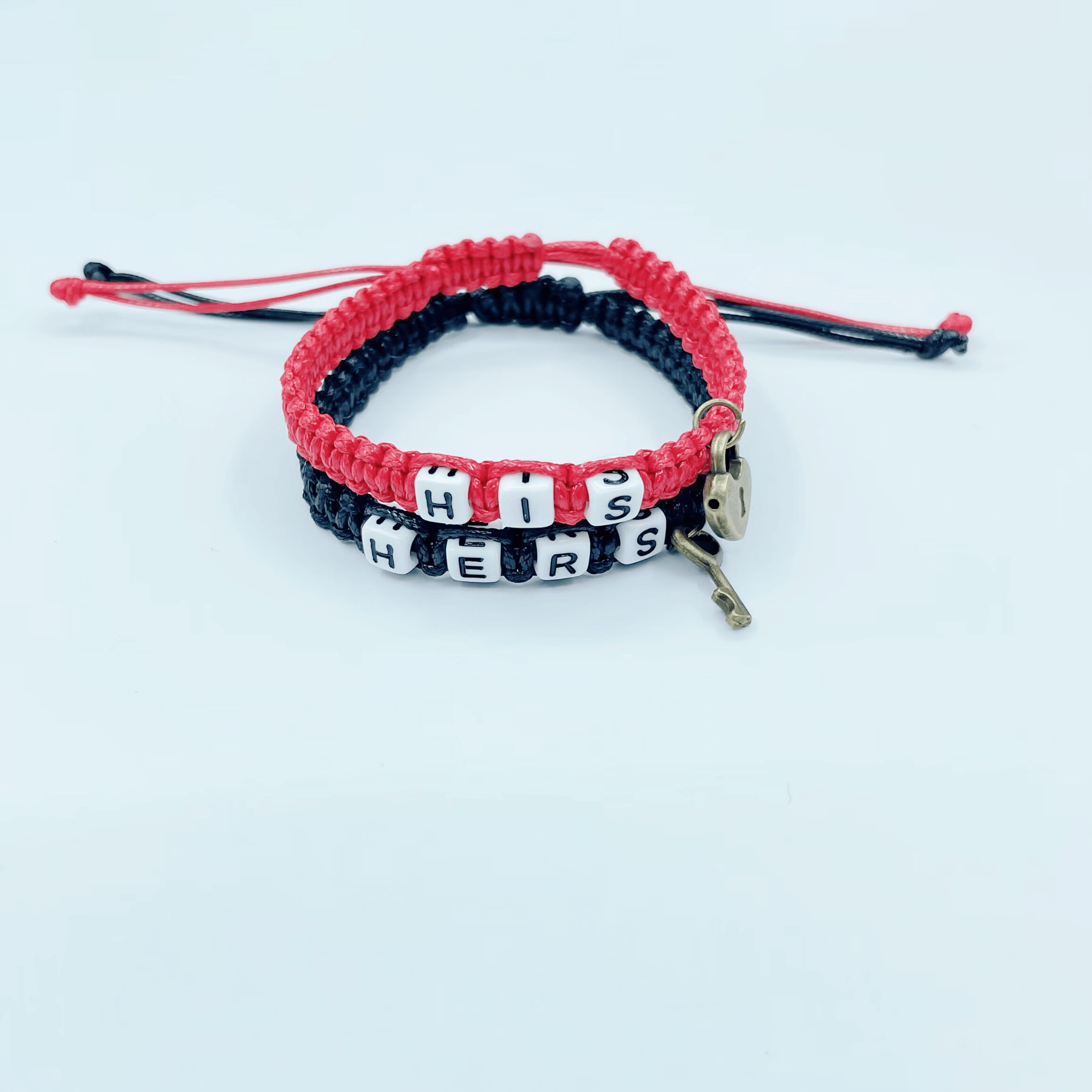 Venta caliente europea y americana su HERS pareja pulsera cerradura núcleo clave colgante tejido cordón pulsera transfronteriza joyería al por mayor