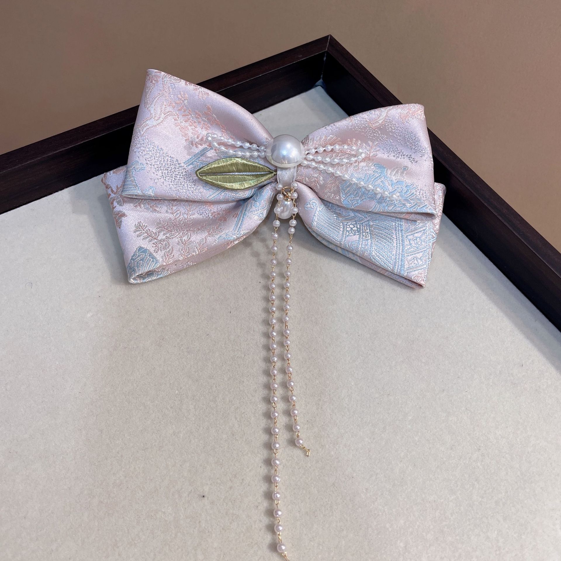 055e300dff0f8ef2be599a28abc48f