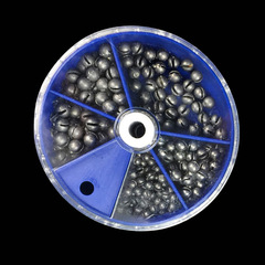 いかだ釣り氷釣り池釣り箱のいかだ釣りは鉛豆の微鉛いかだを噛んで釣ります。