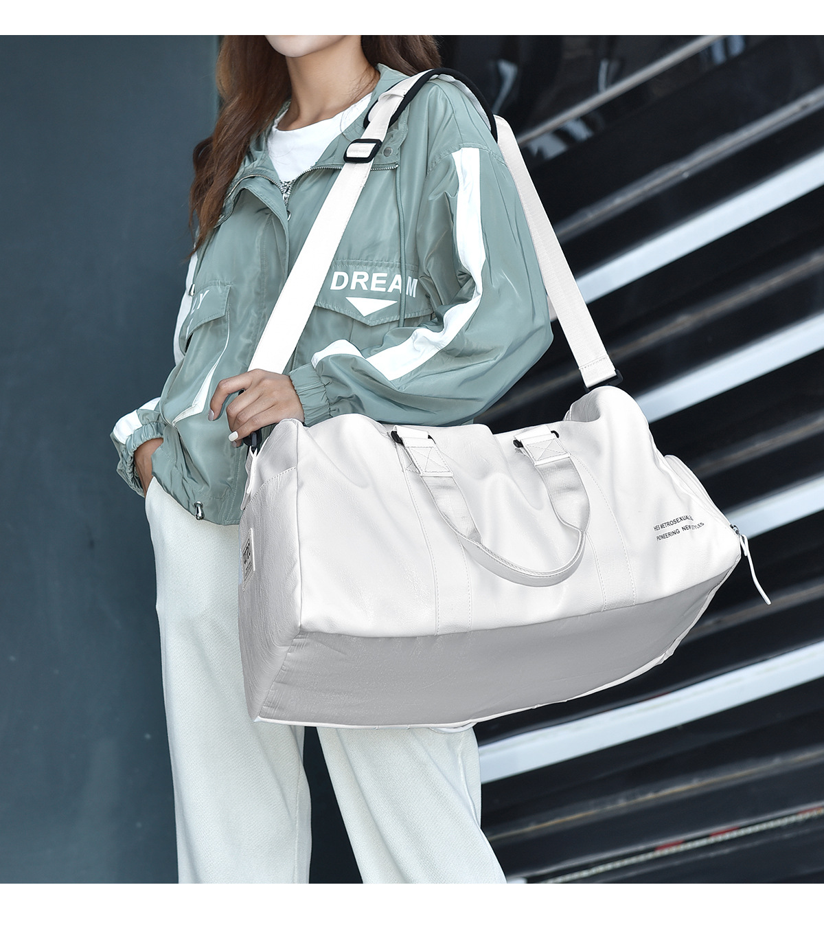 Sac à main de grande capacité pour hommes, bagages de loisirs à la mode, sac de voyage pour sports de plein air, sac de fitness à séparation sèche et humide_voghion.com