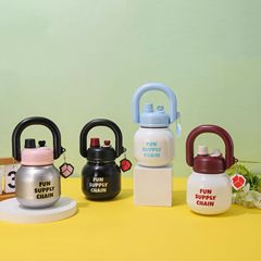 クリエイティブで見栄えの良いダブルドリンクポータブルケトル 316 ステンレス鋼魔法瓶カップ屋外ポータブルビッグベリーカップ車のストローカップ