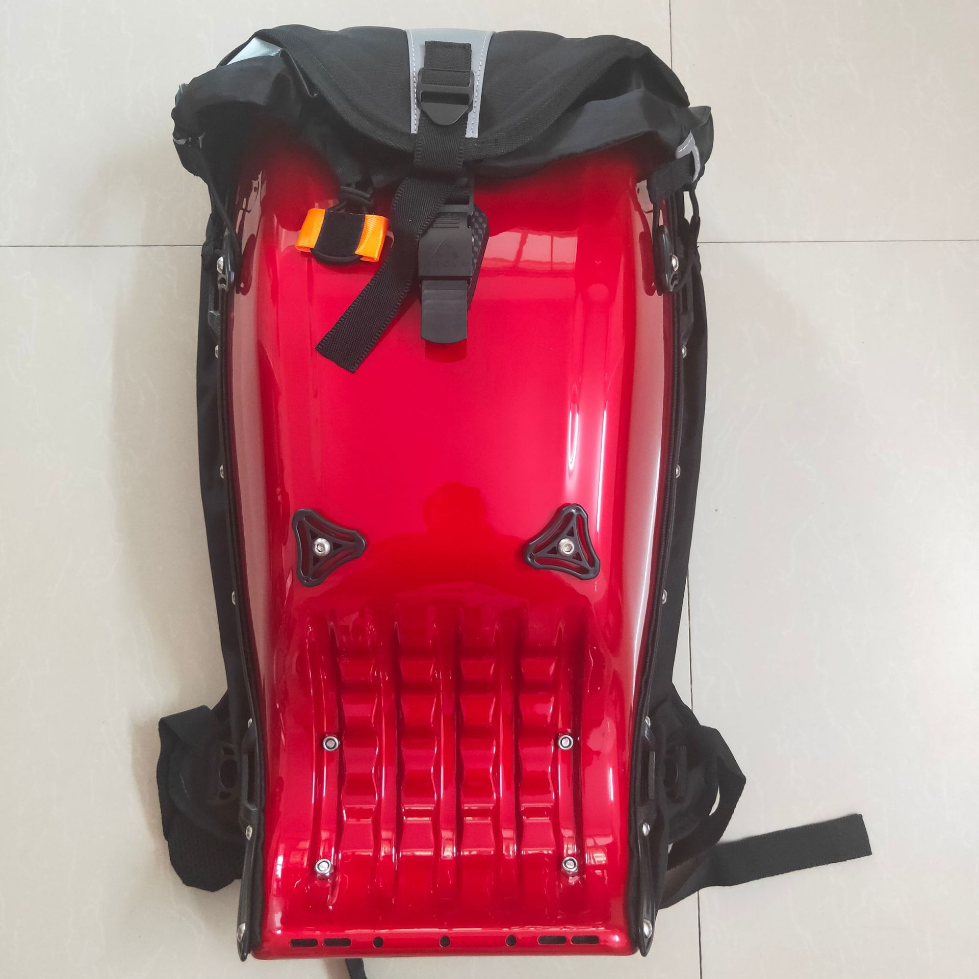 Casco de motocicleta, equipo de motocicleta para hombres, mochila de doble hombro impermeable, jinete de motocicleta, mochila de cáscara dura, Kai Wei Kang