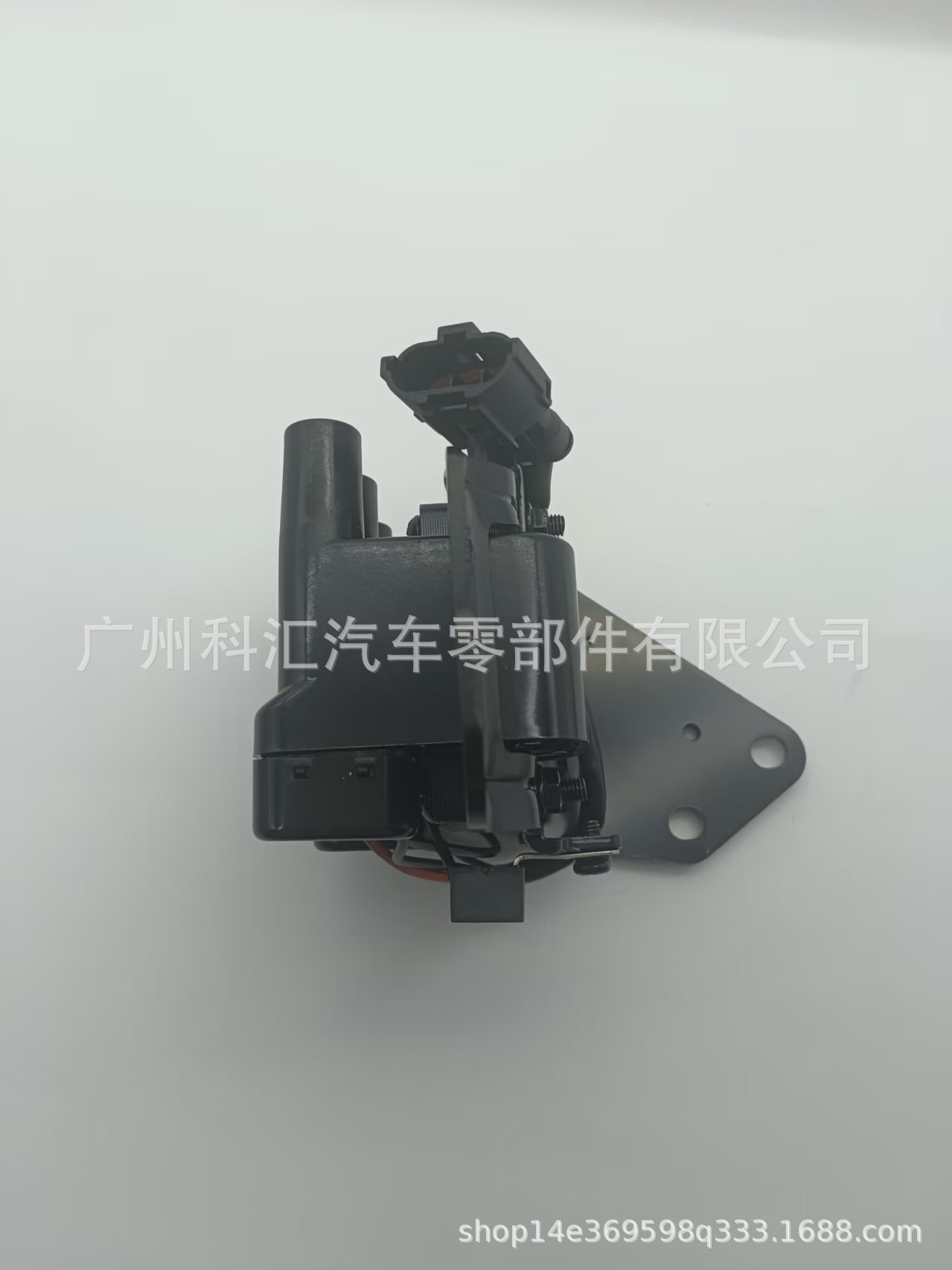 Suitable for Hyundai Accent hatchback ignition coil UF243 2730126080 27301-26080