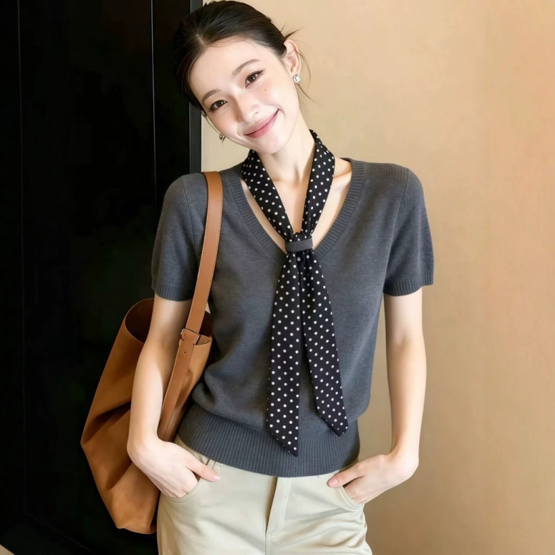 Polka Dot Tie V-Neck Short-Sleeve T-Shirt Base Shirt for Women, New Summer Style, Plus Size, Slimming, High-End Knit Top