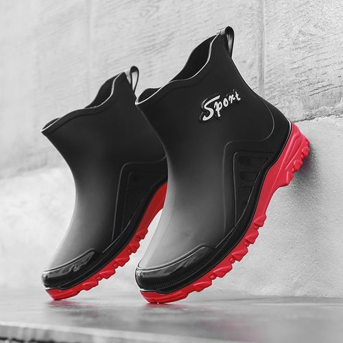 Stylish Short-Cap Rain Boots for Men, Slip-Resistant and Waterproof, Kitchen Rubber Shoes, Car Washing, Construction, Durable Water Boots with Fleece Lining for Warmth