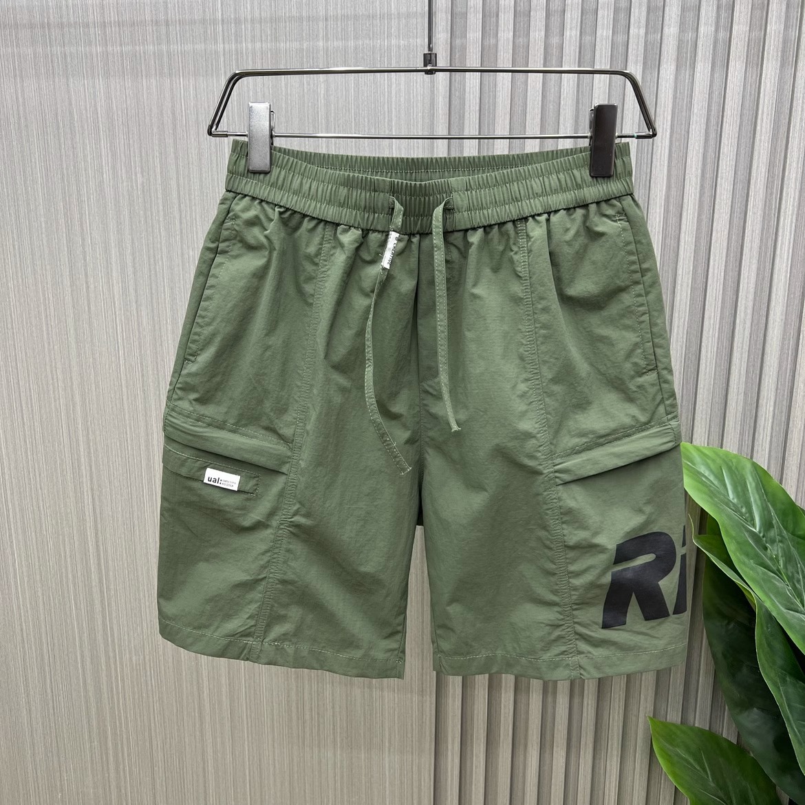 2023 Summer Work Shorts for Men's Korean Loose Middle Pants Fashion Letter Printed Large Pocket Casual Capris_voghion.com