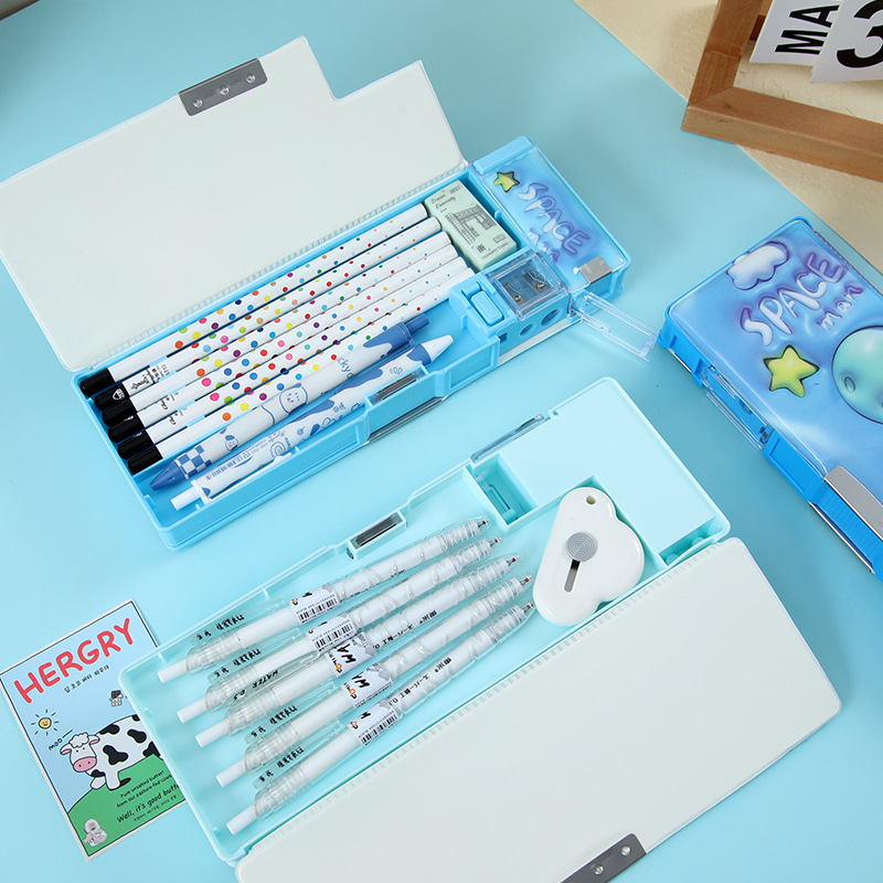 Caja de papelería de dibujos animados de astronautas multifuncional de alto valor facial para niños caja de lápiz de tecnología negra caja de almacenamiento de gran capacidad