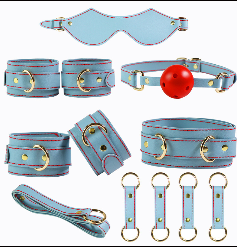 SM Bondage Set with Collar, Traction Chain, Hand and Foot Cuffs — detail image 2