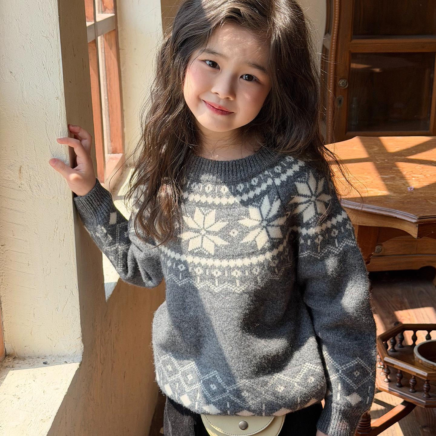 Fair Isle jacquard crew neck knit sweater, autumn and winter parent-child outfit, loose fit, versatile knit top for boys and girls.