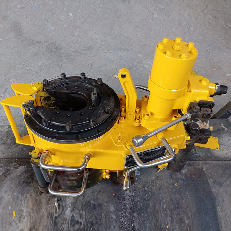 Entrega de maquinaria especial para reparación de yacimientos petrolíferos, alicates de potencia de varilla de bombeo oportunos