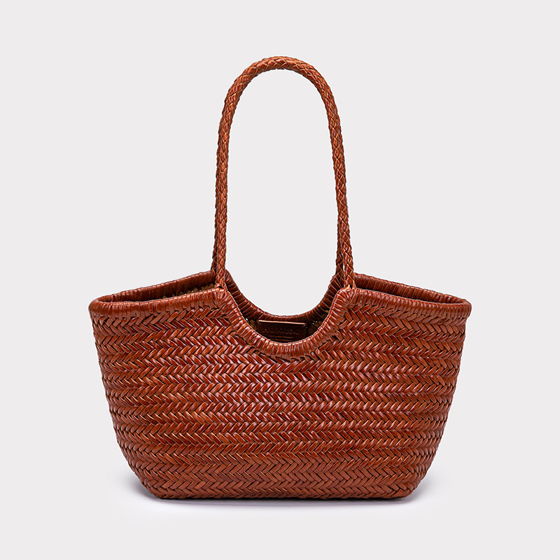 New French Style Leather Woven Bag Retro Top Layer Cowhide Vegetable Basket Ins Hot Selling Handmade Tote Bag for Spring and Summer