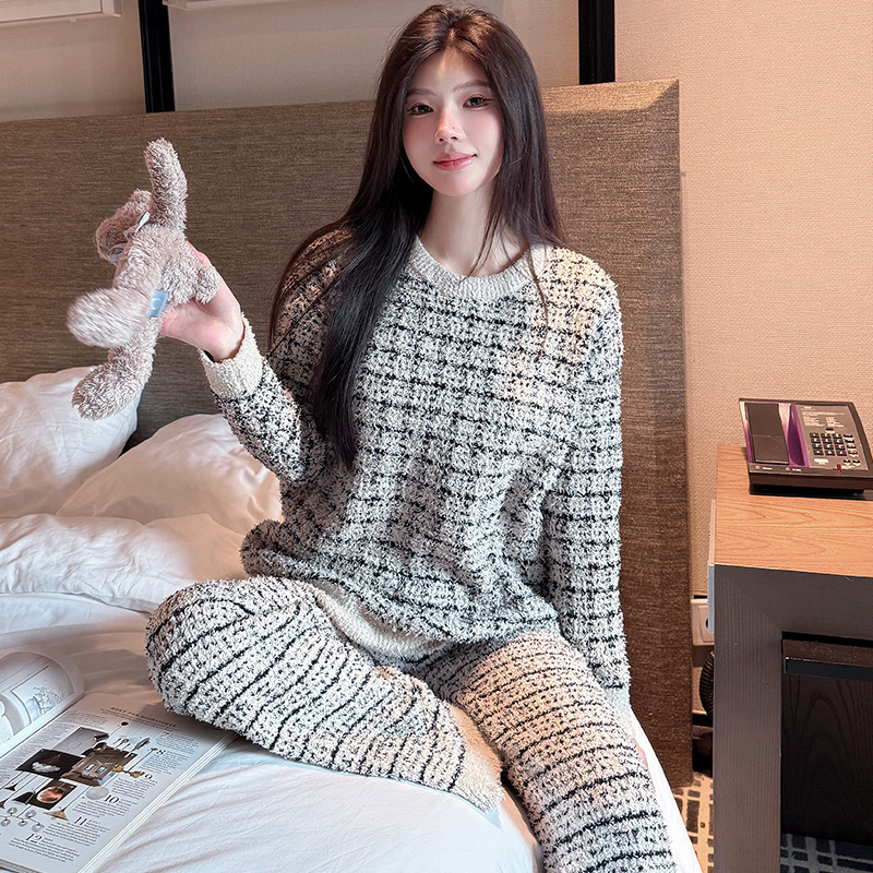 [Half Velvet] Tweedee Autumn and Winter Outerwear for Women Soft and Soft Celebrity Sweater Outerwear Pullover Pajamas for Women