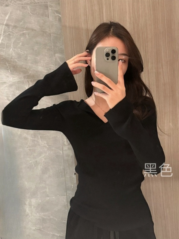 韩系纯色长袖V领修身显瘦百搭t恤上衣2025早秋新款针织打底衫女装|undefined