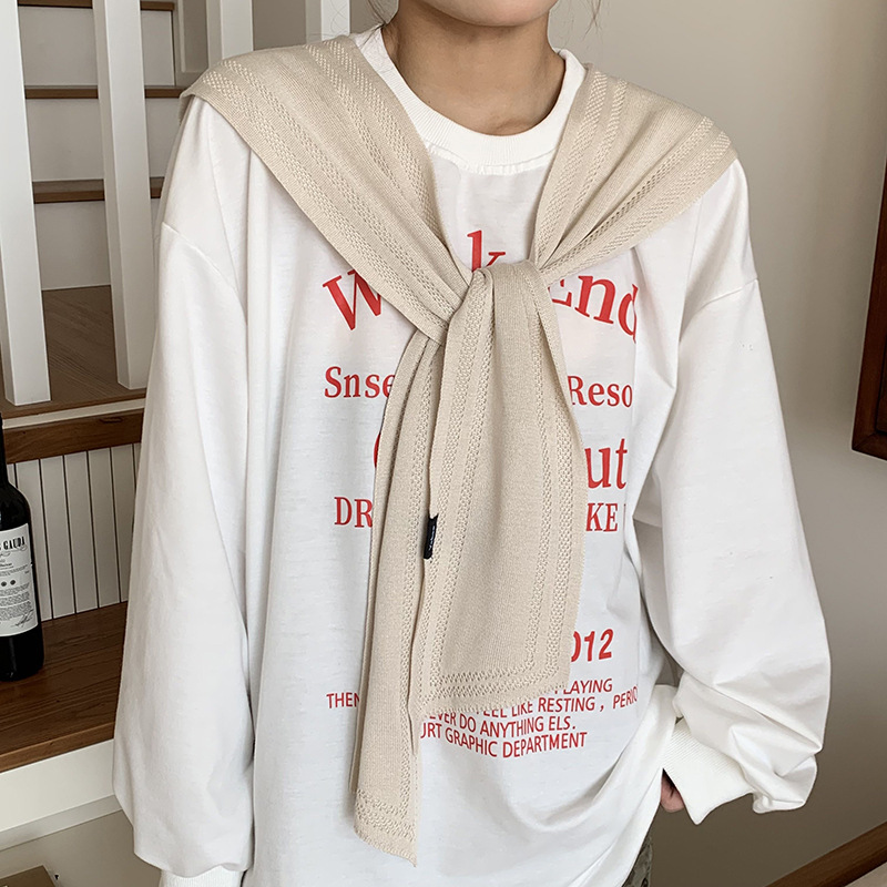 Sopa de punto de alta sensación coreana de primavera y otoño para proteger el cuello puede hacer bufandas con camisa con un pequeño hombro