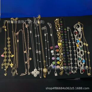�H���¿�V��ĸ���~���ٴ���Ů�߼��о����悀�ԕr���i�ֱ�N