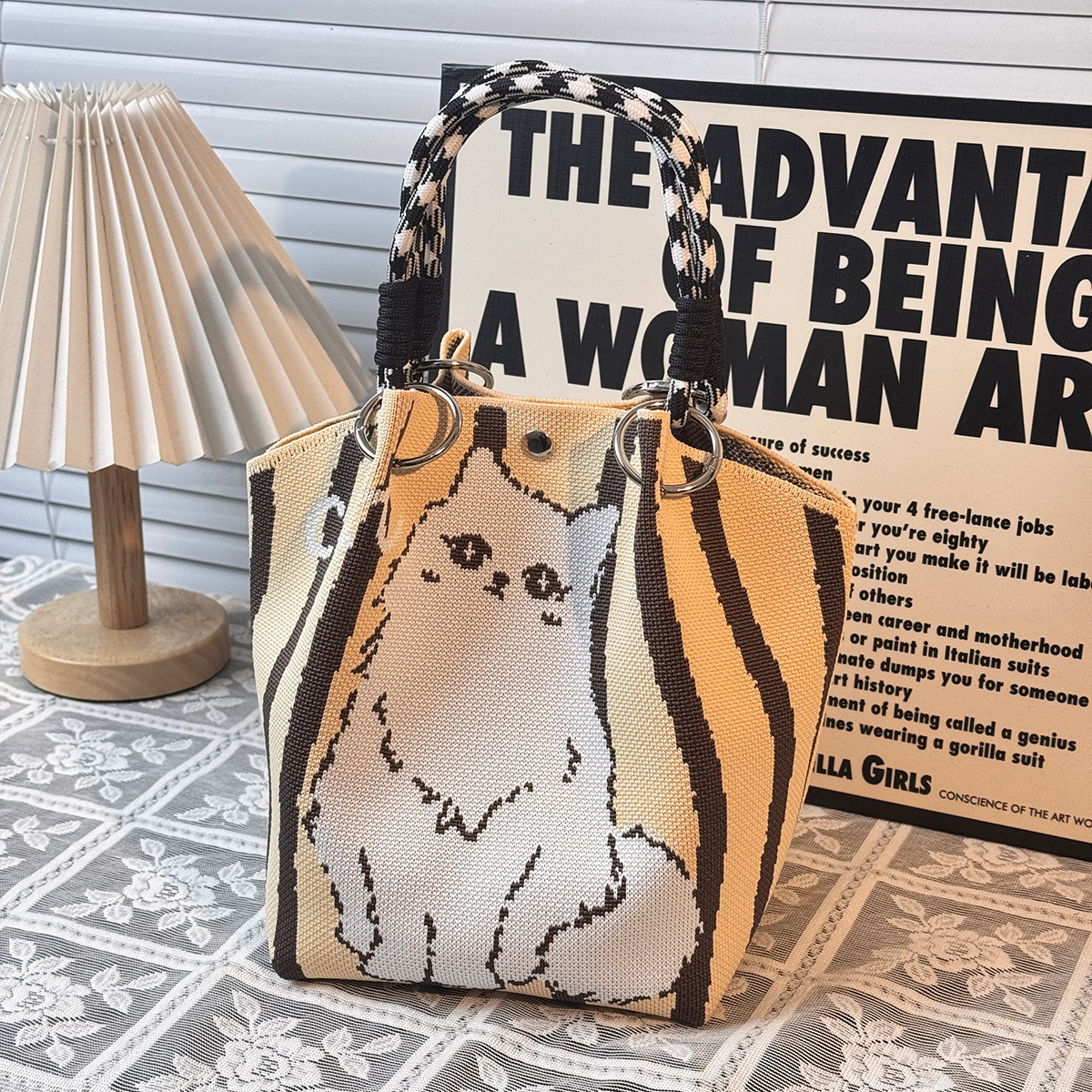 ニットハンドバッグ、ニッチデザインバケットバッグ、トートバッグ、ハンドバッグ、カジュアルで多用途なショルダーバッグ、ニットポータブルバッグ