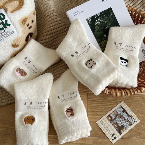 Winter Thicken Australian Wool College Style White Knit Kids Fleece Warm Mid-Calf Socks Home Floor Socks Long Socks