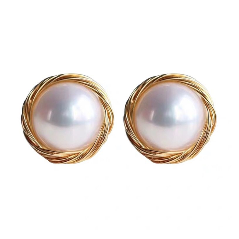 Boucles d'oreilles vintage en perles d'eau douce et argent doré_voghion.com