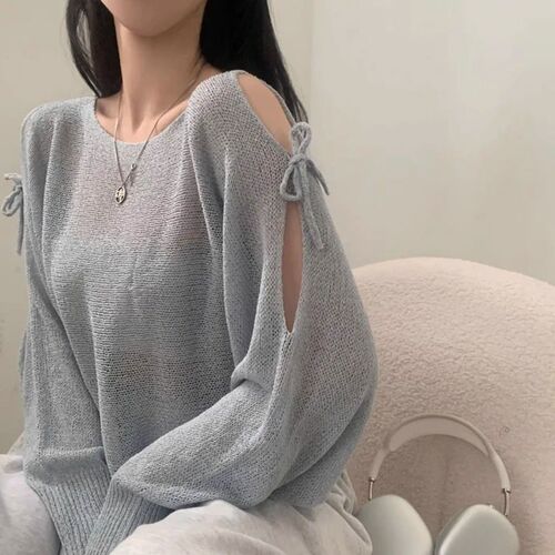 Korean Design Embroidered Bow Belted Knit Top for Women - Autumn New Arrival Gentle Style Loose and Thin Blouse