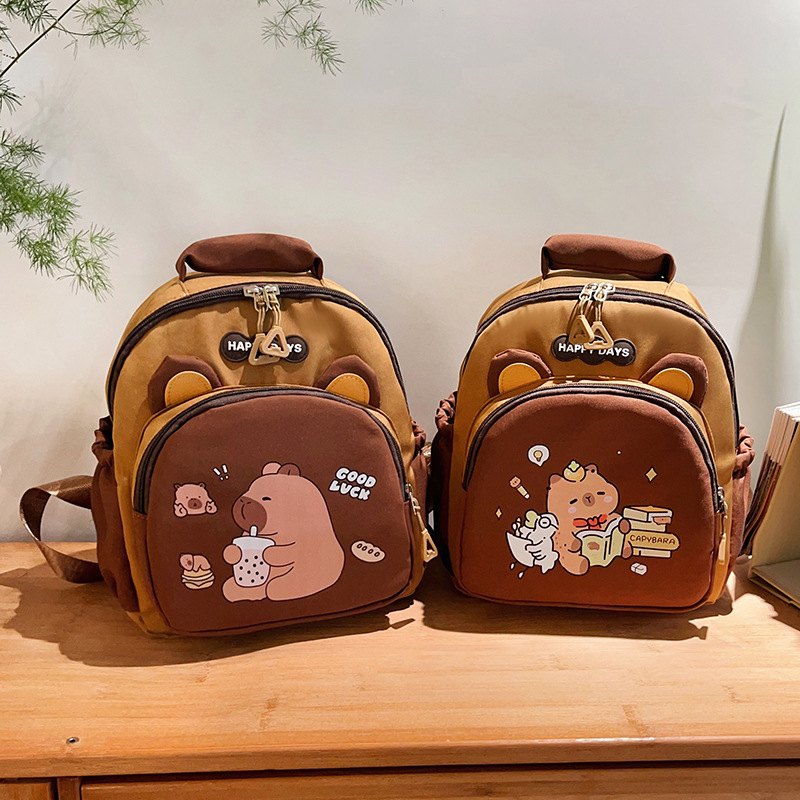 可爱卡通卡皮巴拉水豚背包幼儿园儿童护脊双肩包小学生大容量书包