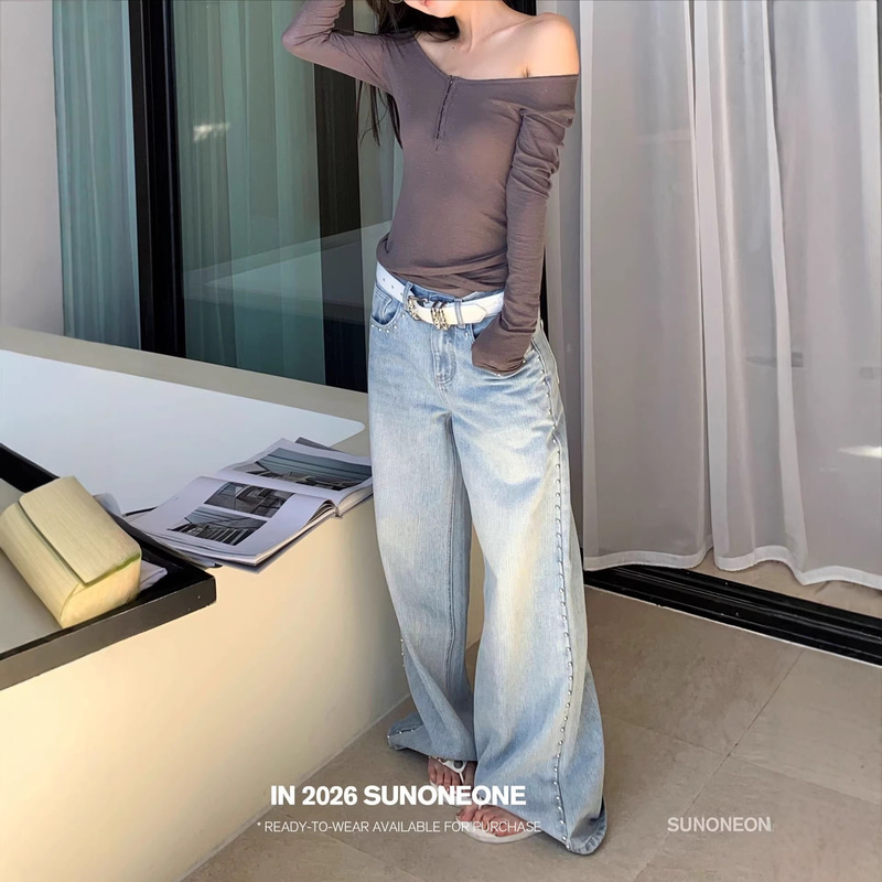 Sunoneoe Low-Waist Design Straight-Leg Jeans with Rivet Trim for Women, Spring Loose Fit Casual Pants for Petite Figures